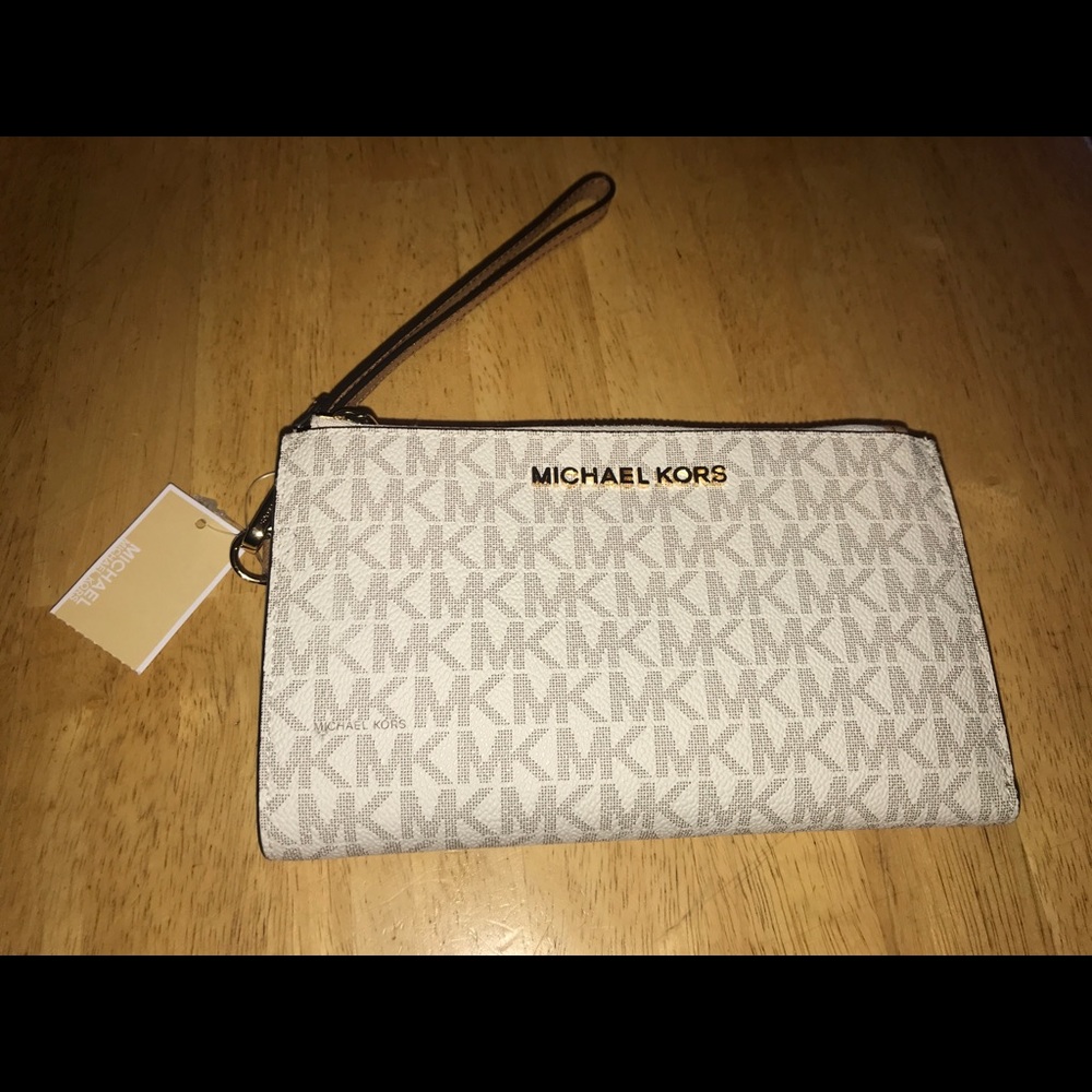 MK Jet Set Travel Double Zip Wristlet - NWT